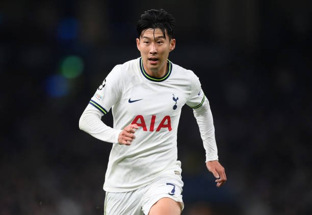 PSG observa situação e está disposto a pagar “bolada” para tirar Son do Tottenham, diz jornal