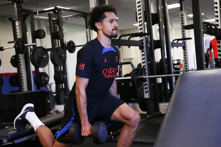 Com desconforto muscular, Marquinhos desfalca PSG e vira preocupação para a Copa