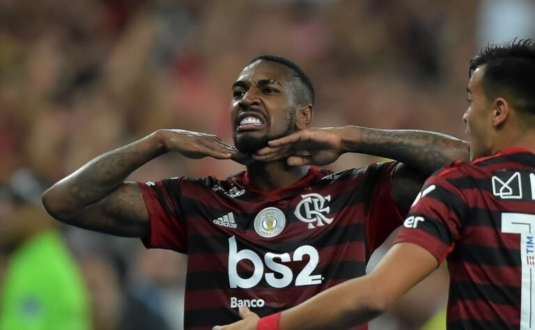 Gerson assina contrato com Flamengo e fica próximo de ser anunciado