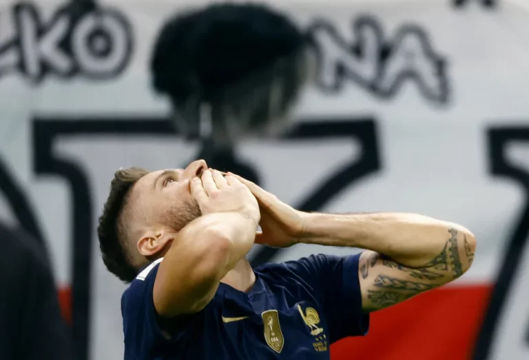 Com gol contra a Polônia, Giroud se torna o maior artilheiro da Seleção Francesa