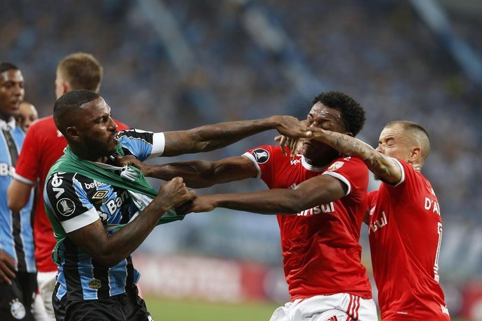 Ex-árbitro classifica Gre-Nal como mais difícil de apitar