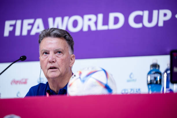 Van Gaal descarta briga com Di Maria e fala sobre a Seleção Brasileira
