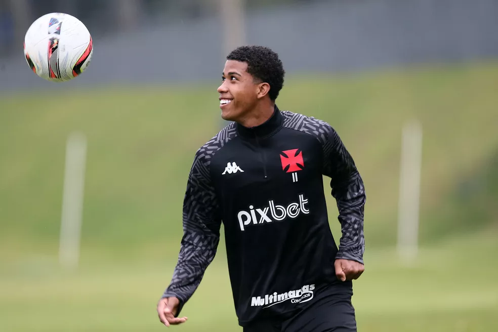 Manchester City também estaria de olho em Andrey Santos, diz site italiano