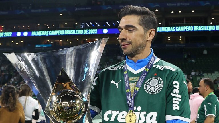 Abel Ferreira é alvo do OGC Nice para substituir Lucien Favre