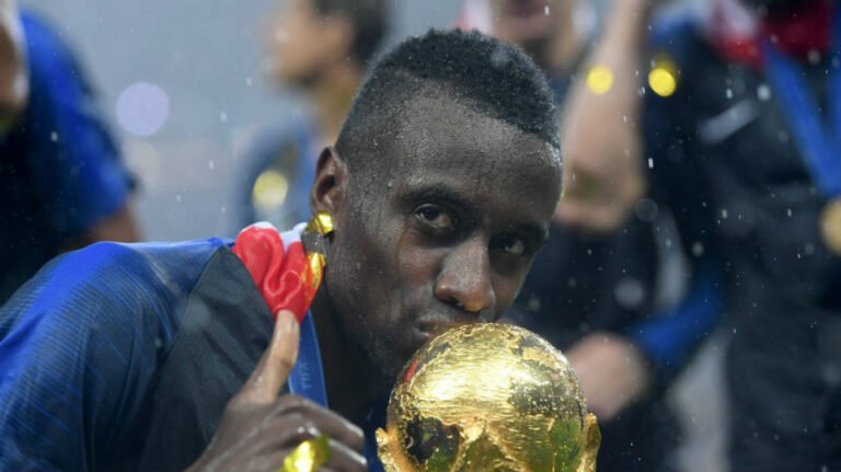 Campeão mundial pela França, Matuidi anuncia aposentadoria