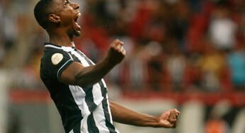 Coritiba envia proposta para ter Kanu, do Botafogo, em 2023