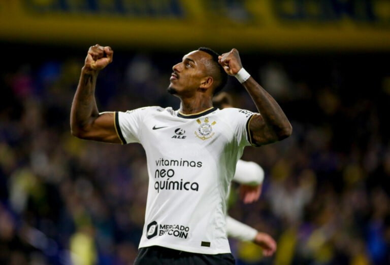 Cruzeiro sonda a situação de Raul Gustavo, do Corinthians