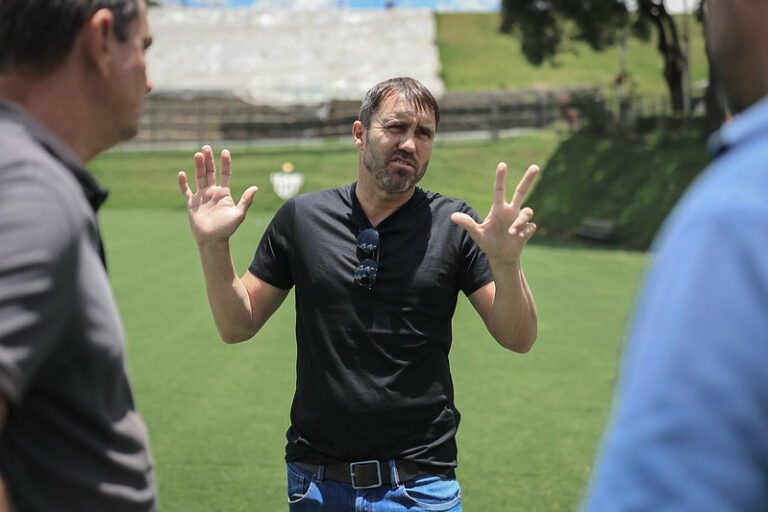 Coudet avalia time do Atlético-MG: “Nós temos elenco para bater de frente com qualquer time”
