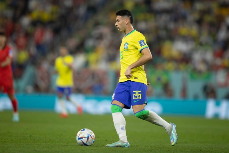 Gabriel Martinelli entra na mira do Barcelona