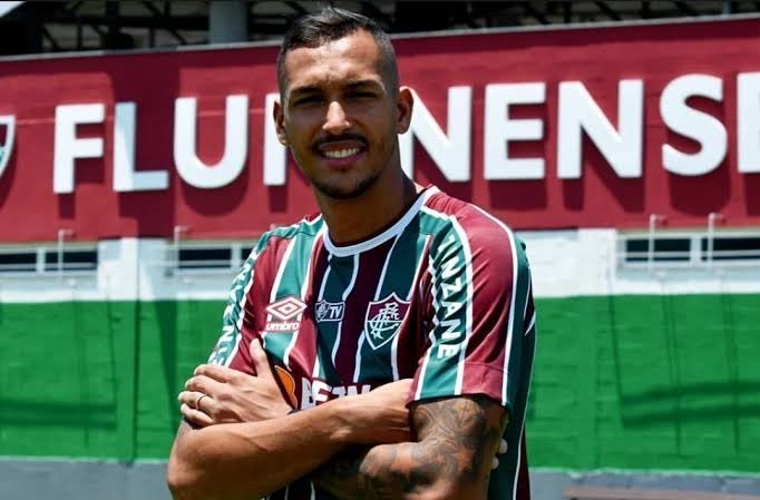 Bahia avança por empréstimo do zagueiro David Duarte, do Fluminense