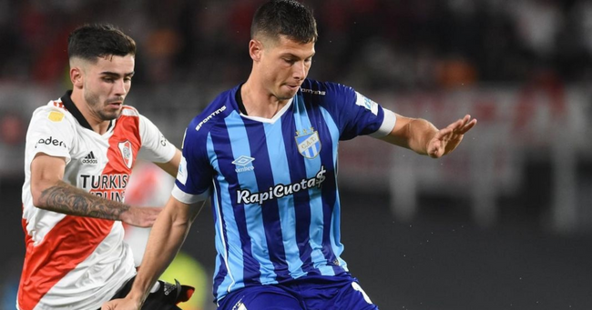 Vasco envia proposta de empréstimo por Manuel Capasso, do Atlético Tucuman