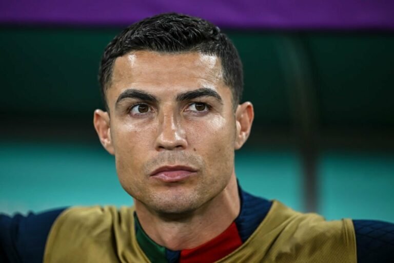 Cristiano Ronaldo volta ao Real Madrid e assinará com novo clube em janeiro