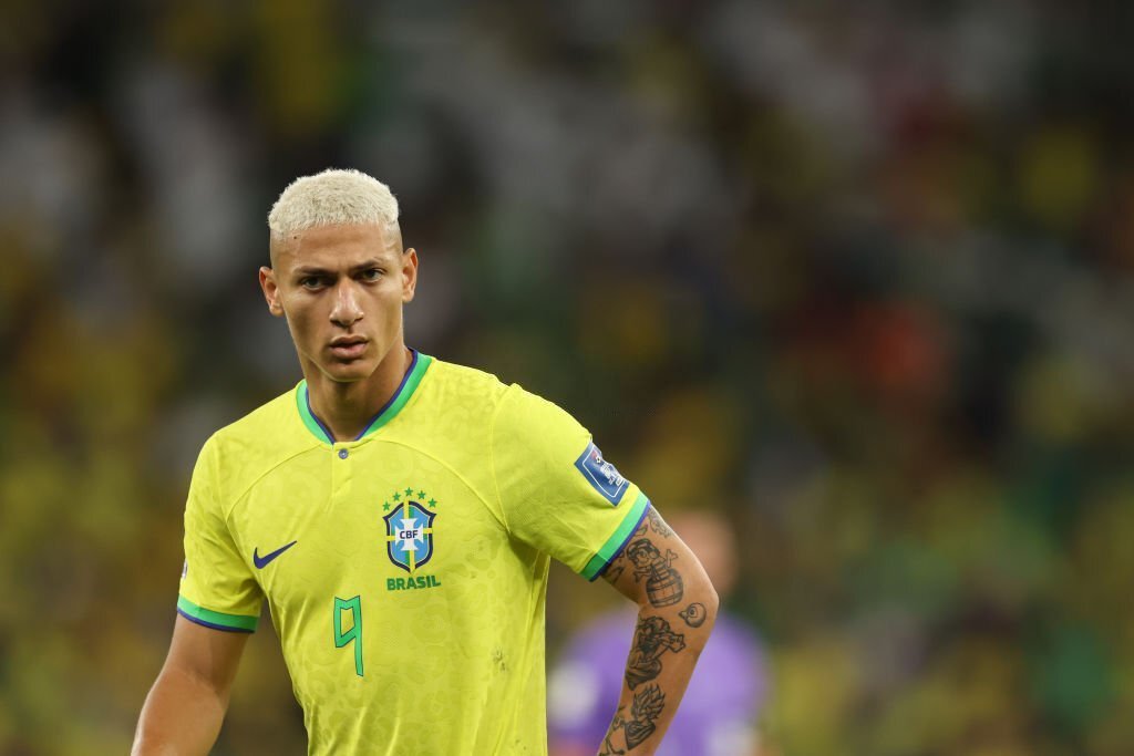 Richarlison desfalcará o Tottenham por um mês devido a lesão na coxa