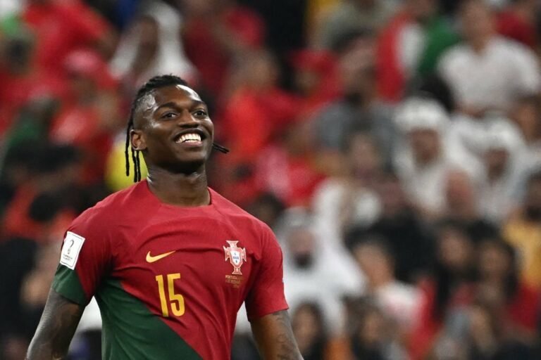Chelsea prepara oferta de 100 milhões de euros por Rafael Leão, do Milan