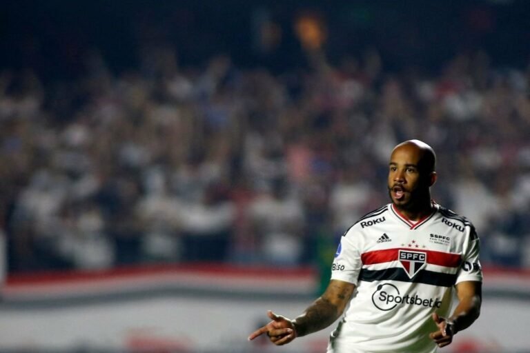 Após nova reunião, Atlético faz proposta de R$ 10 milhões por Patrick