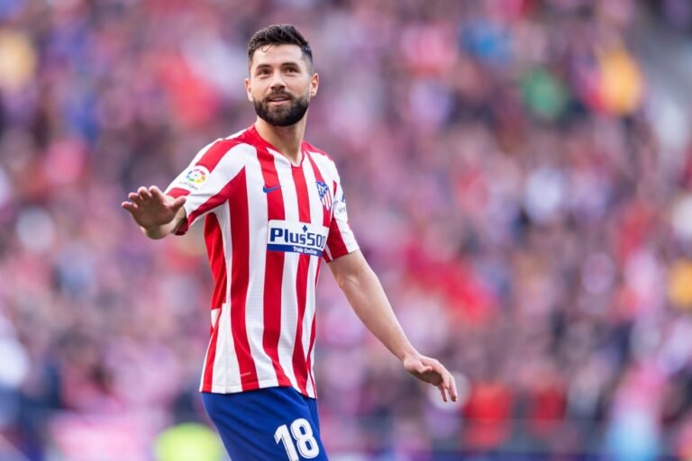 Atlético-MG monitora negociações entre Felipe e Wolverhampton e planeja investida