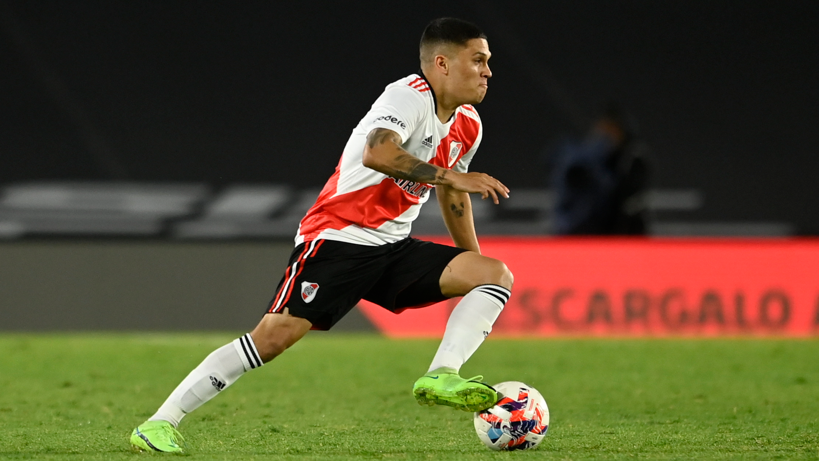 Vitor Pereira autoriza chegada de Quintero no Flamengo; entenda