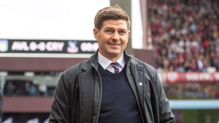 Ídolo do Liverpool, Gerrard pode assumir comando da Seleção Inglesa