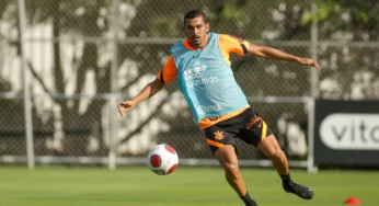 Goiás acerta a contratação do lateral-esquerdo Bruno Melo, ex-Corinthians