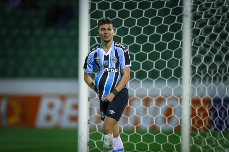 Bahia encaminha a contratação de Gabriel Teixeira, do Fluminense