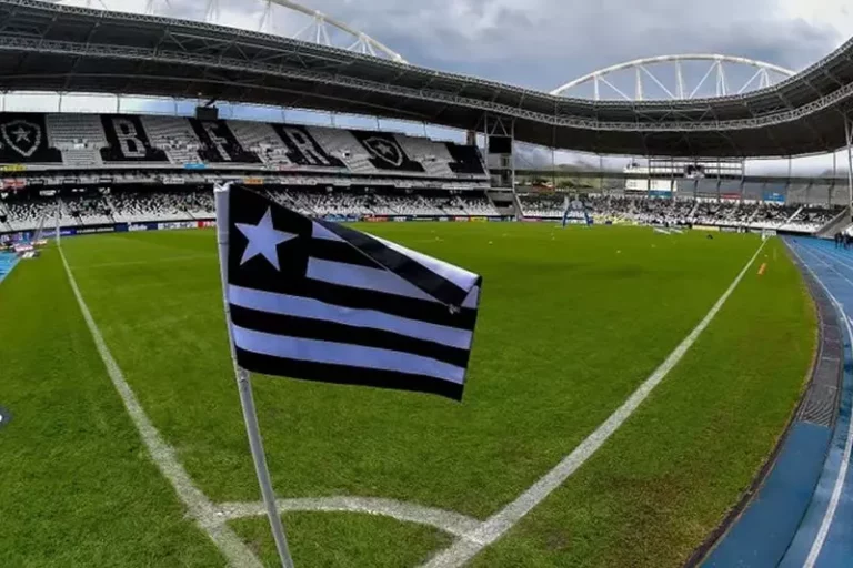 Botafogo negocia com SBT para transmissão de jogos como mandante durante o Campeonato Carioca