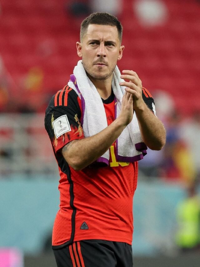 eden-hazard-ao-lado-de-vertonghen-em-jogo-da-belgica-na-copa-do-qatar-1669735334923_v2_1920x1279
