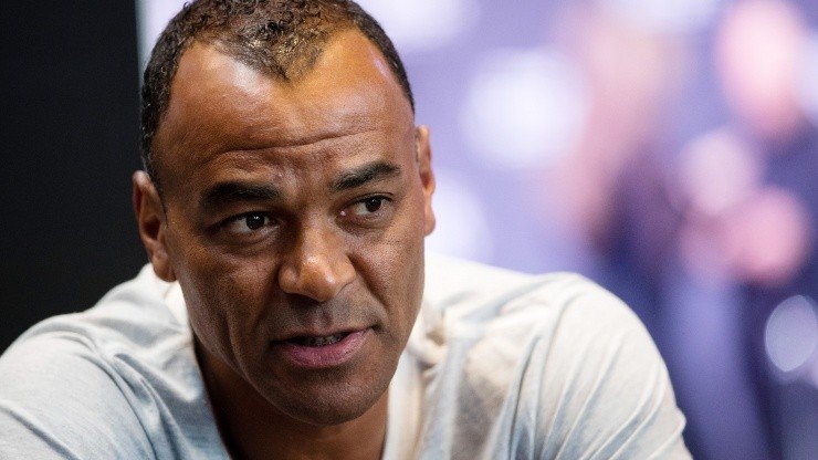 Cafu manda recado para jovens da Seleção Brasileira e relembra derrota em 1998
