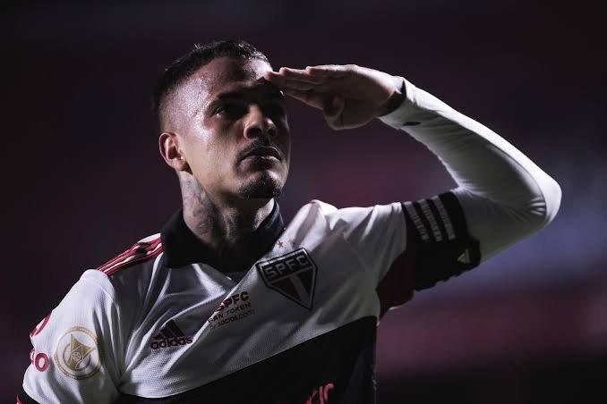 Diego Costa, zagueiro do São Paulo, passa por procedimento no joelho