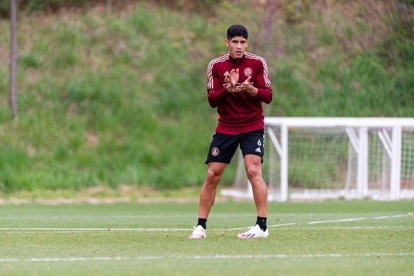 São Paulo tem interesse na contratação do zagueiro Alan Franco