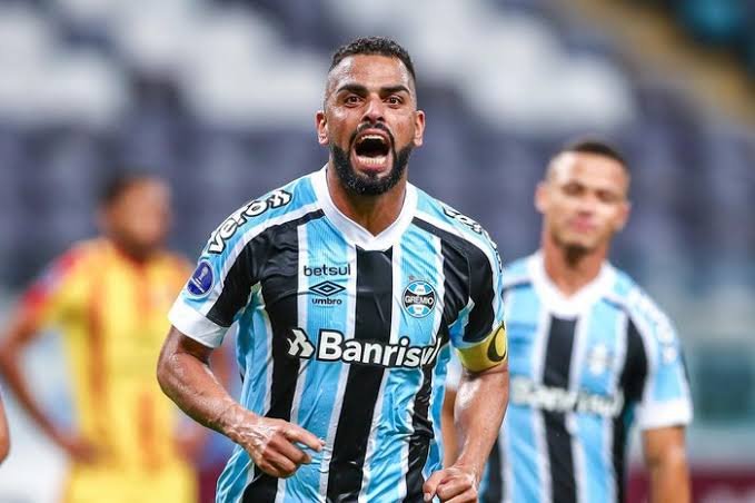 Maicon acerta retorno ao Grêmio para atuar no futebol 7