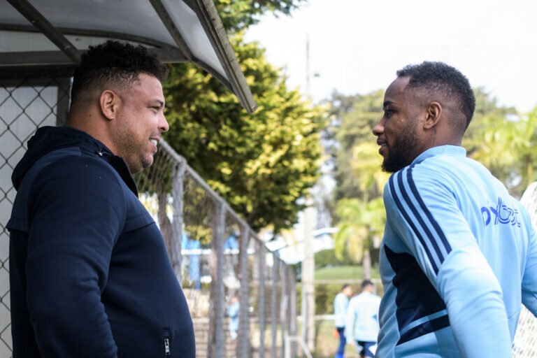 Rafa Silva acerta com clube coreano, e deixa o Cruzeiro