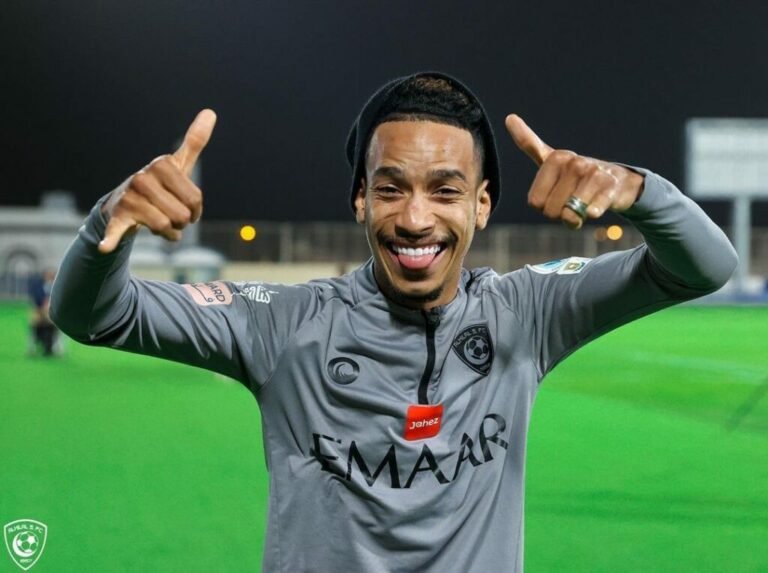 Botafogo é prioridade de Matheus Pereira no futebol brasileiro, diz canal