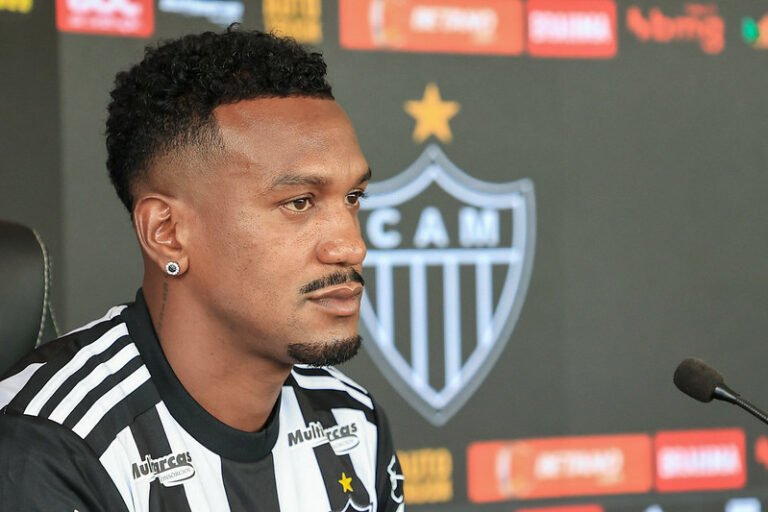 Edenilson é apresentado oficialmente e fala sobre motivos de ter escolhido o Atlético-MG