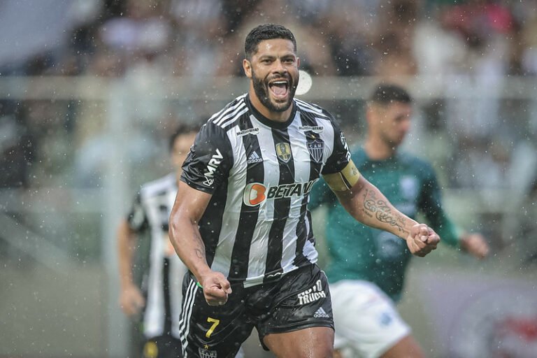 Hulk vê Atlético-MG favorito aos títulos de 2023, ao lado de Palmeiras e Flamengo