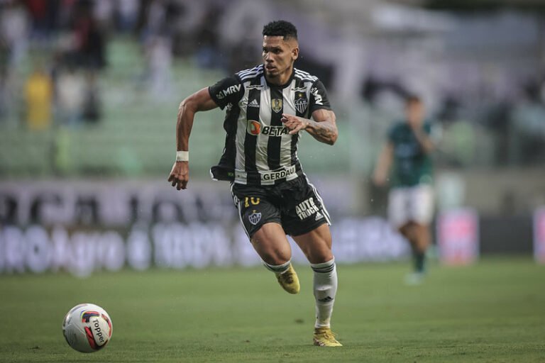 Paulinho projeta time mais ‘moderno’ para o Atlético-MG em 2023
