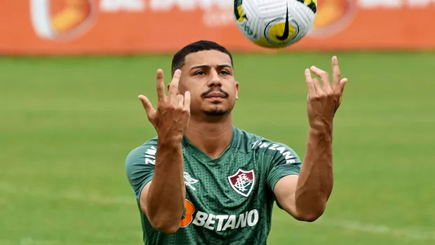 Jornalista revela que Fluminense não recebeu proposta por André
