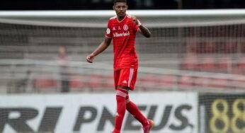 Inter negocia renovação com meia
