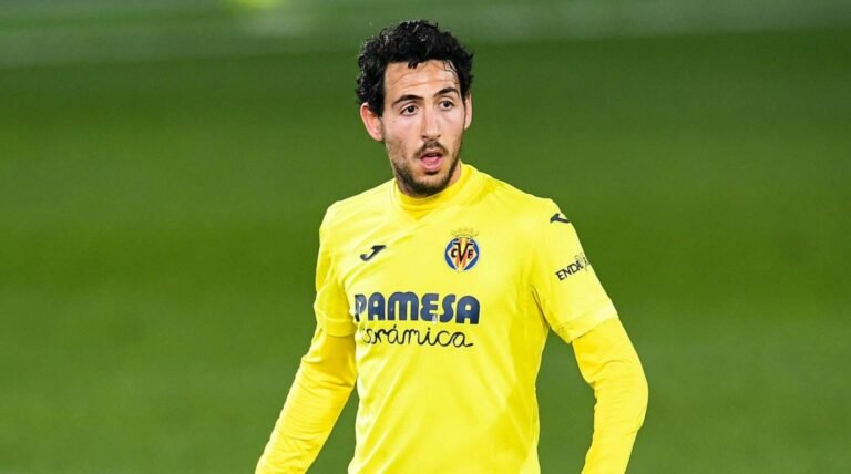 Barcelona mira Dani Parejo como possível substituto de Busquets