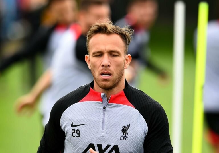 Especulado no Palmeiras, Liverpool descarta saída de Arthur Melo para o futebol brasileiro