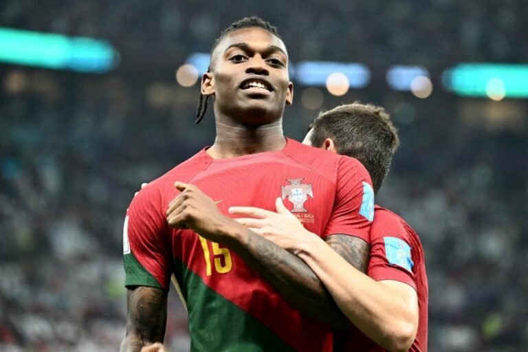 Manchester City está disposto a oferecer João Cancelo ao Milan, para ter Rafael Leão