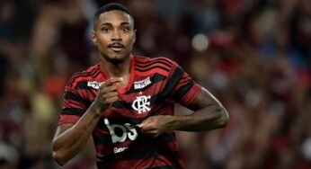 Fluminense não negocia com o atacante Vitinho, ex-Flamengo