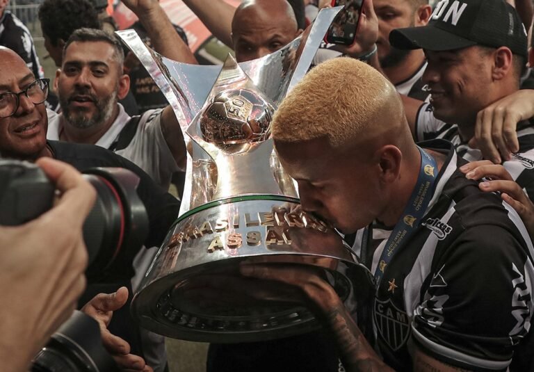 Atlético-MG anuncia a saída de Jair, campeão Brasileiro em 2021