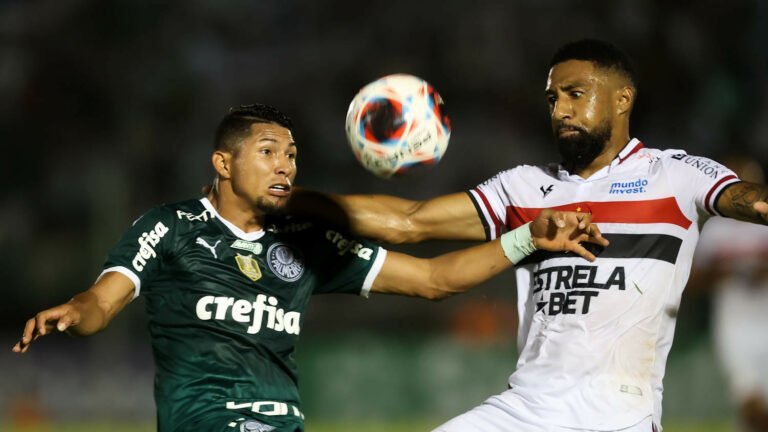 Palmeiras consegue primeira vitória no Paulistão, mas não joga bem