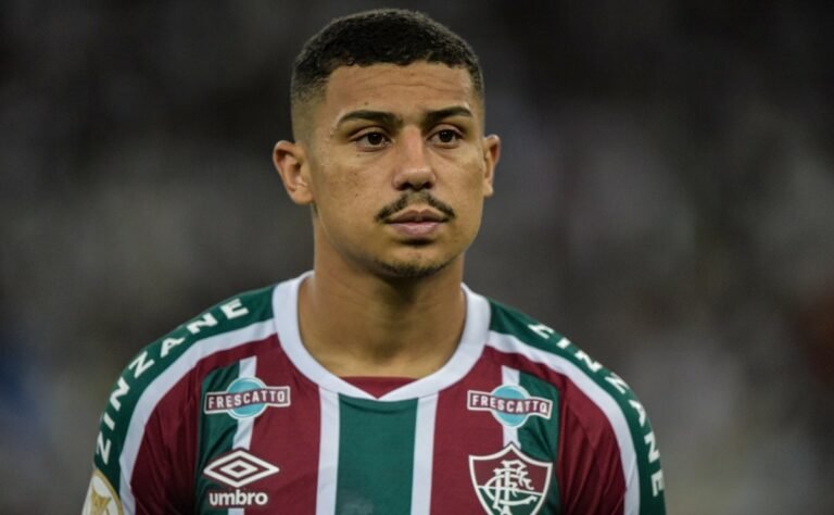 Antes de Danilo, Nottingham Forest tentou contratar André, do Fluminense
