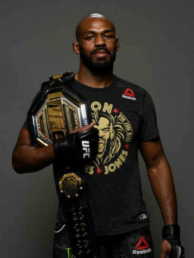 UFC anuncia retorno de Jon Jones para o mês de março