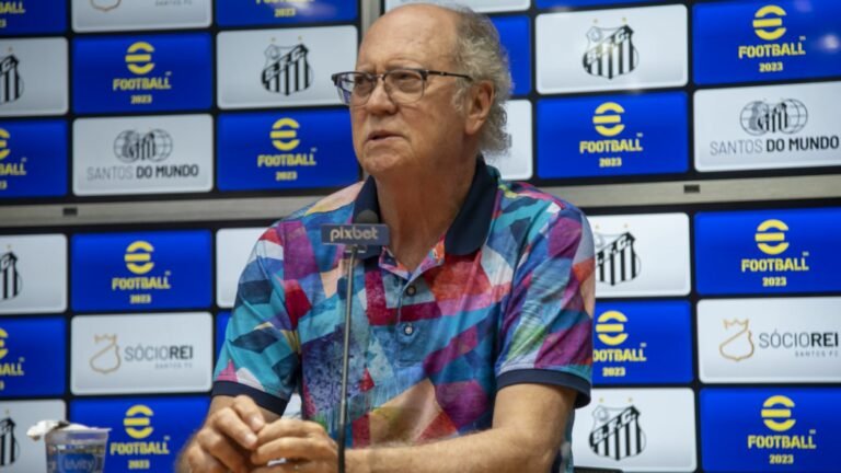 Falcão reclama pênalti para o Santos: ‘Um lance desse, muda o resultado do jogo’