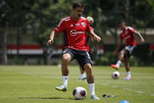 Gabriel Neves e Galoppo devem ser relacionados para a partida contra a Portuguesa