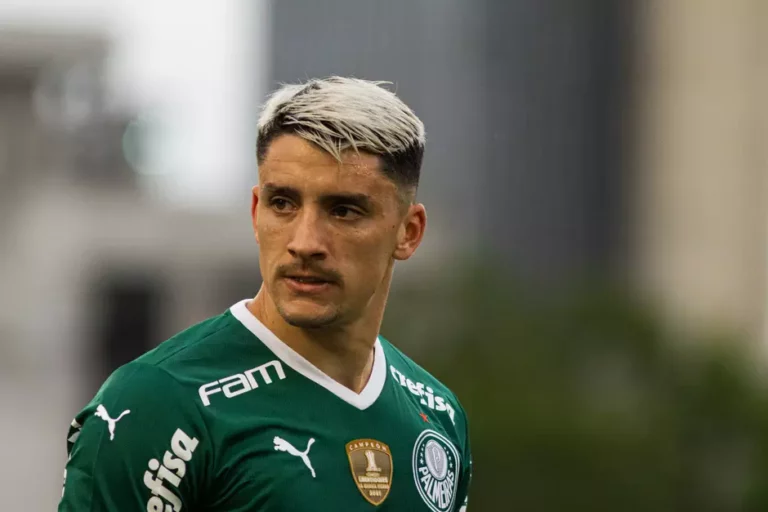 Peñarol aciona o Palmeiras na FIFA por dívida na contratação de Piquerez