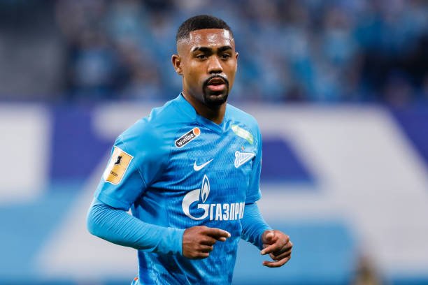 Ex-Corinthians, Malcom está na mira do PSG