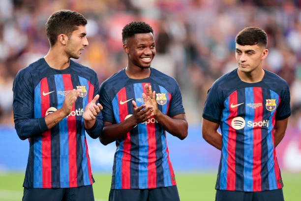Barcelona pode negociar três jogadores nesta janela de transferências
